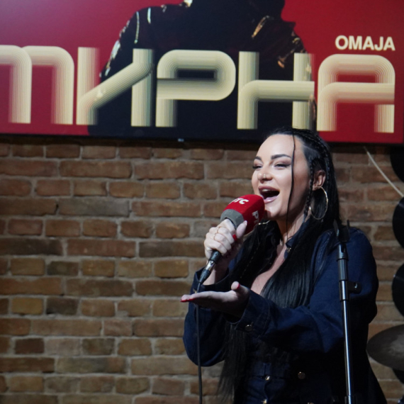 Uzavrela atmosfera u studiju u Košutnjaku uoči početka PZE; Večeras nas očekuje spektakl