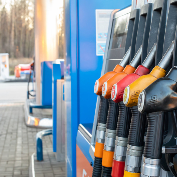 Evropski vozači bi mogli da plaćaju gorivo 220 evra više godišnje zbog skupe nafte