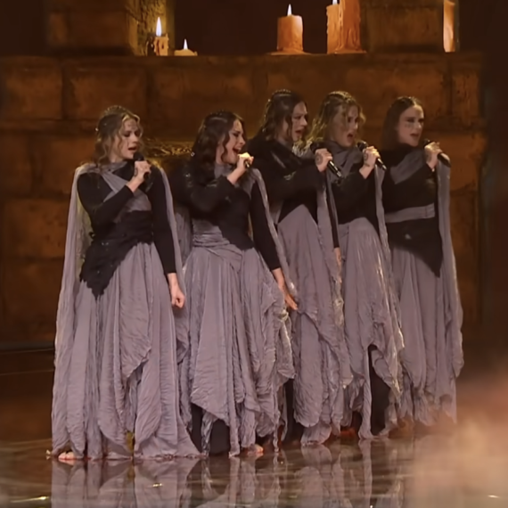 Grupa Lelek oduševila novim kostimima za Evroviziju: "Ovo definitivno prolazi u finale" FOTO