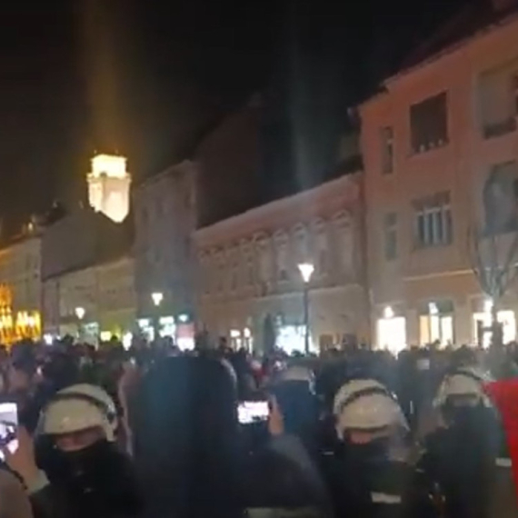 Nižu se reakcije na nerede u Novom Sadu: Samo se u Srbiji očekuje da će "studenti" da povedu državu