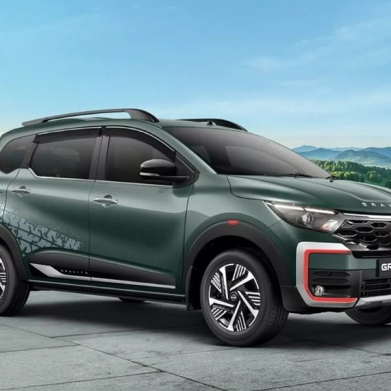 Nissan sedmosed za 5.200 evra – može manuelac, može automatik FOTO