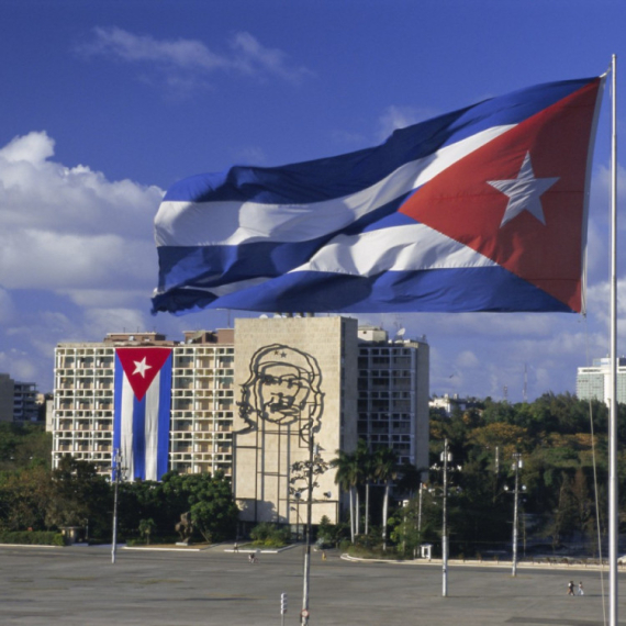 Tramp pregovara sa Kastrovim unukom; Menja se režim na Kubi?