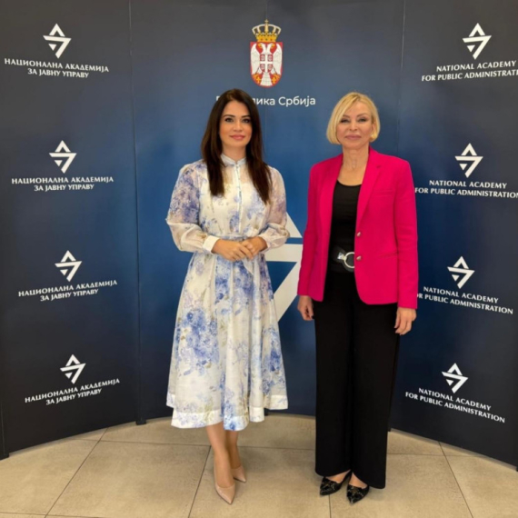 Nacionalna akademija održala master klas "Diplomatski protokol u praksi" FOTO