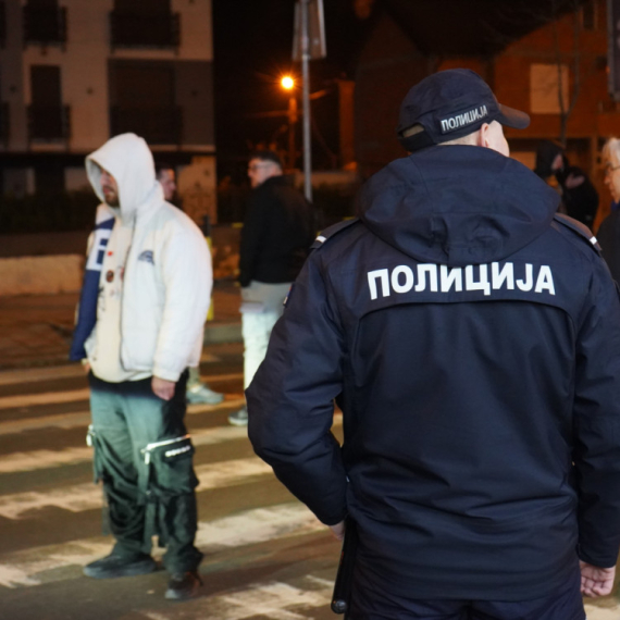 Šaka blokadera drži poštene Novosađane kao taoce – jedini cilj maltretiranje građana