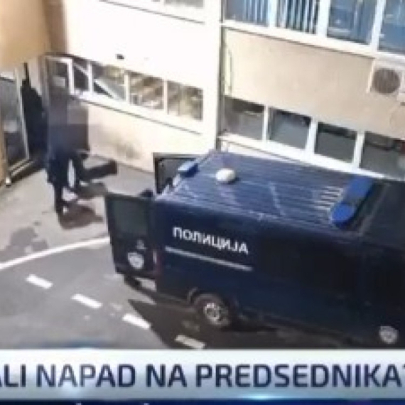 Brnabić o sramnom izveštavanju blokaderskih medija: Zaštita onih koji žele da naude Vučiću i njegovoj porodici