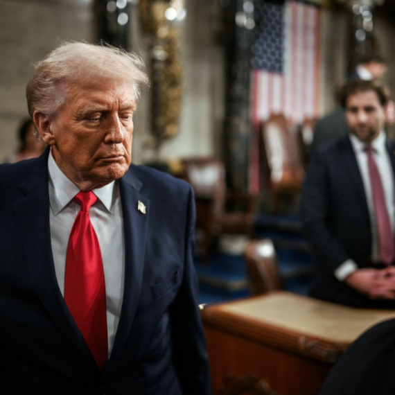 Oglasila se Bela kuća: Tramp će danas da ćuti