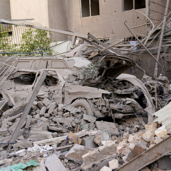 Gori nebo iznad Irana; Izrael gađa "srce Teherana"