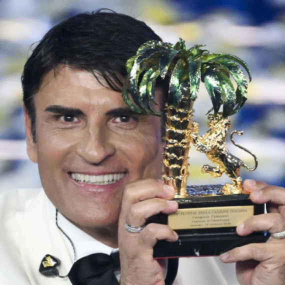 Ovo je pobednik Sanrema: Još uvek se ne zna da li će pristati da ide na Evroviziju FOTO/VIDEO