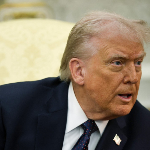 Tramp zahteva kapitulaciju Irana