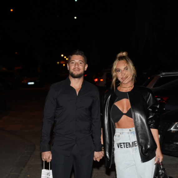 Poznati srpski par zaglavljen na Tajlandu: "Pod stresom sam i trudna, ne možemo da se vratimo"