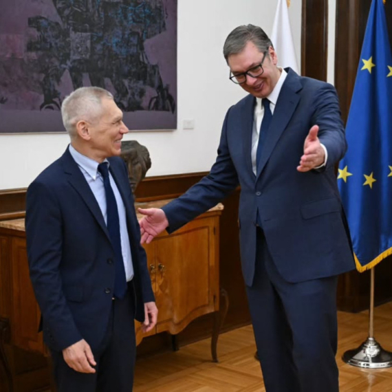 Vučić sa Bocan Harčenkom: "Razgovarali smo o bezbednosnim izazovima koji opterećuju Evropu i svet"  FOTO