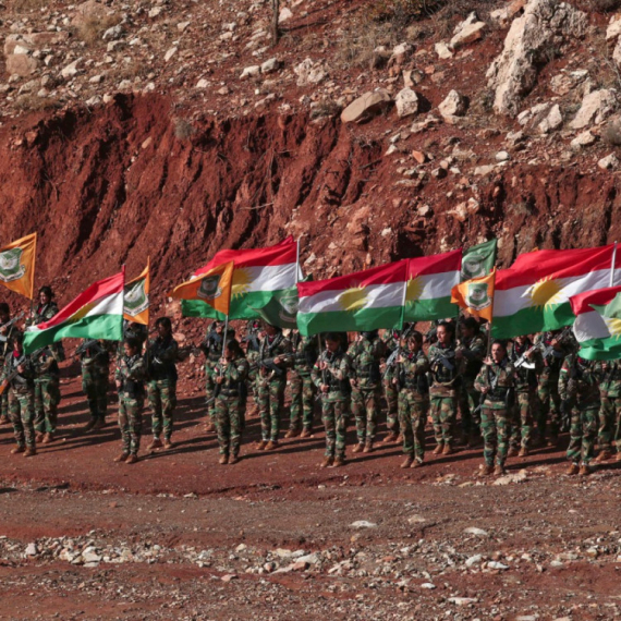 Kurdi u vrtlogu rata: Dok čekaju signal iz Vašingtona, broj žrtava raste