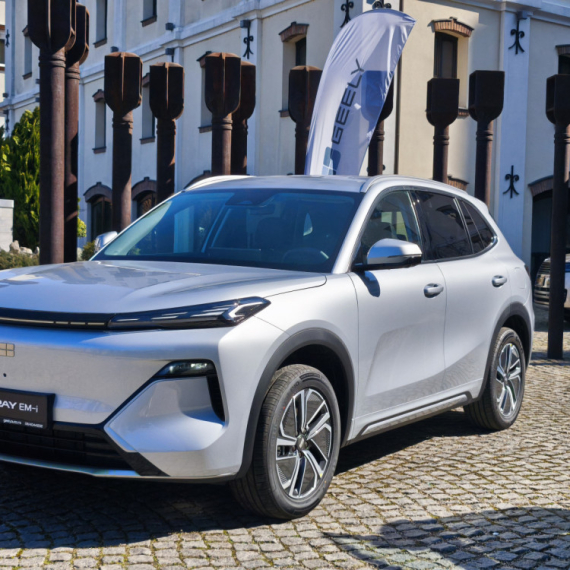 Novi plug-in hibrid na srpskom tržištu: Predstavljen Geely Starray EM-i FOTO