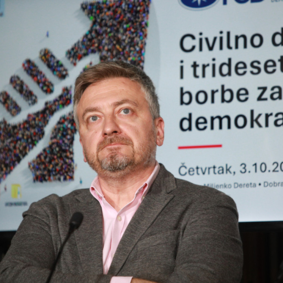 Georgiev udario na državu Srbiju jer brine o svom narodu: "Ko plaća troškove?" FOTO