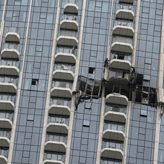 Dron udaruo u luksuznu zgradu u Dubaiju FOTO/VIDEO