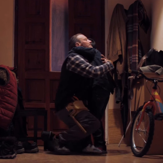 Vučić: "Samo zajedno možemo da sačuvamo naš dom i ostanemo narod koji nikada ne odustaje" VIDEO