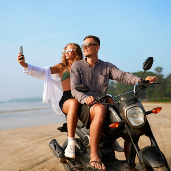 Ostavili posao da postanu travel influenseri – sada troše poslednju ušteđevinu FOTO/VIDEO