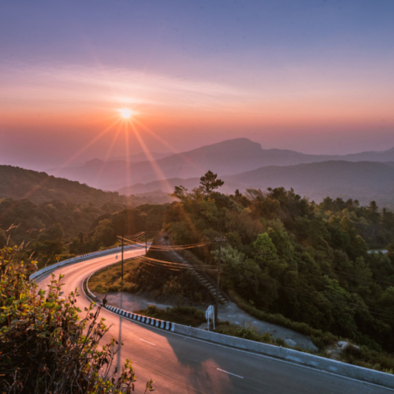 Prolećnih 21 stepen, ali uz olujni vetar