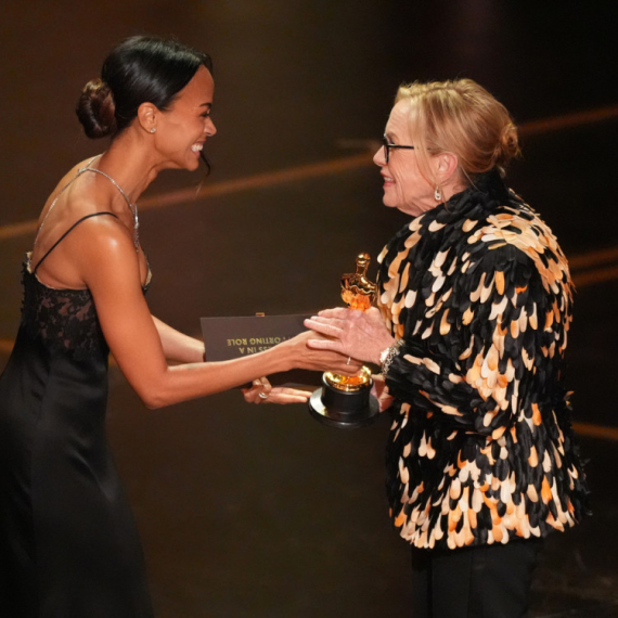 Dodeljen prvi Oskar: "Tresem se od uzbuđenja" FOTO