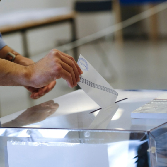 Barac: "Izbori 29. marta su izbori između politike mira i razvoja i politike blokade i zaustavljanja Srbije"