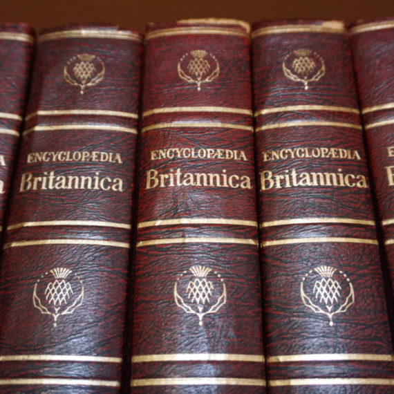 ChatGPT "uhvaćen u krađi"? Britanika traži milionsku odštetu zbog kopiranja tekstova