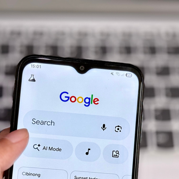 Google Search Live dostupan širom sveta: Usmerite kameru i pitajte AI bilo šta