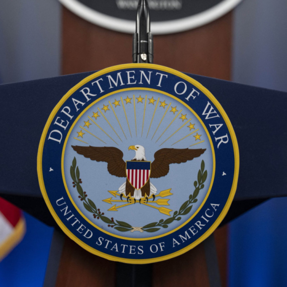 Tramp povukao radikalan potez: "Ministarstvo rata" uvodi zabranu za vodeći AI model