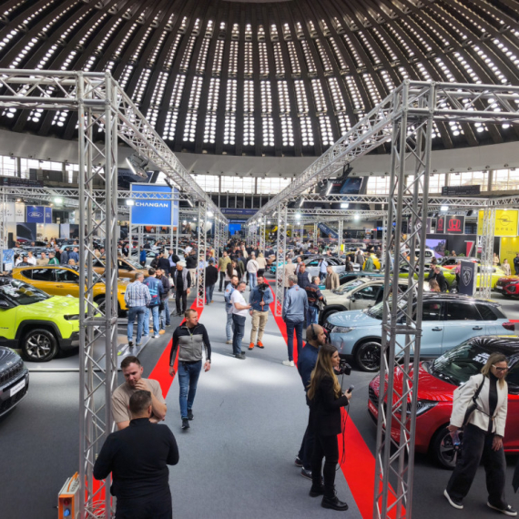 Sve premijere kineskih brendova na Sajmu automobila u Beogradu FOTO