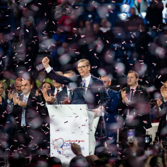 Oglasio se Vučić: "Moji snovi su samo najbolje za građane Srbije" FOTO