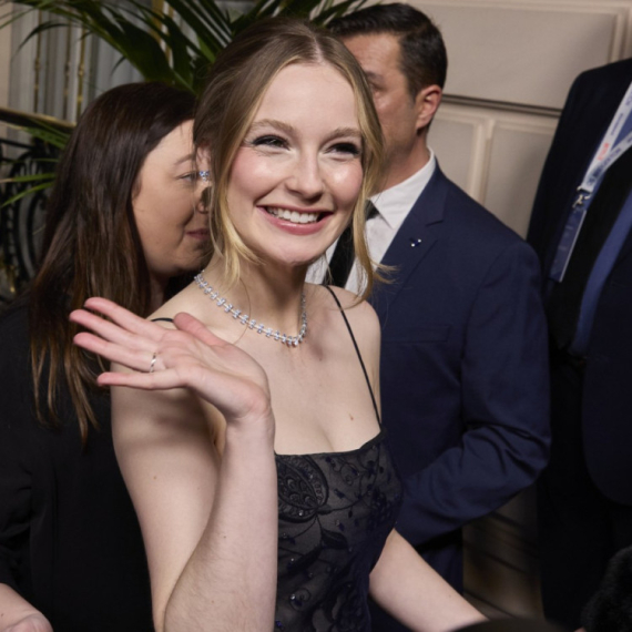 Nova sezona "Bridžertona" donosi revoluciju: Gueer ljubav u centru pažnje VIDEO