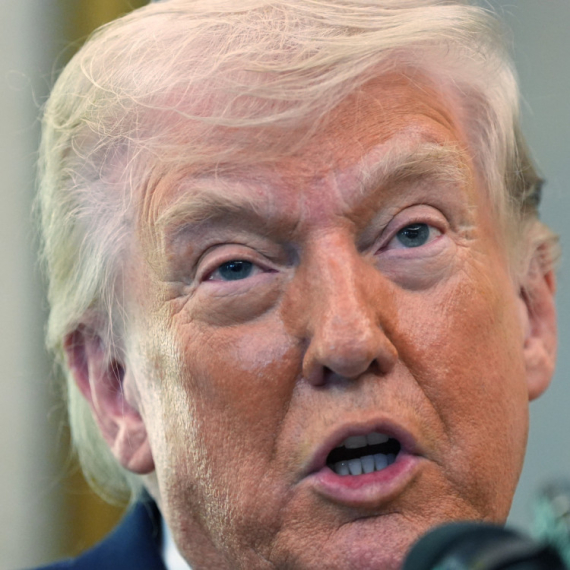 Tramp napao Iran: "Ispalili su raketu koju navodno nisu imali"