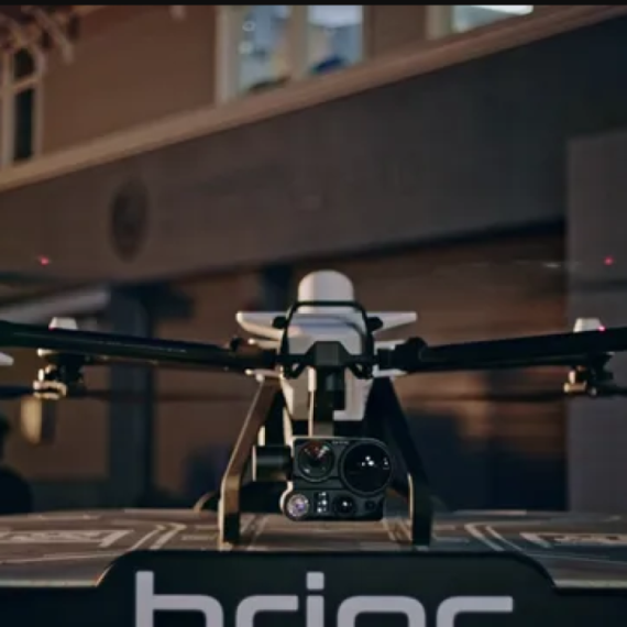 Napravljen prvi ovakav dron koji je povezan na Starlink VIDEO