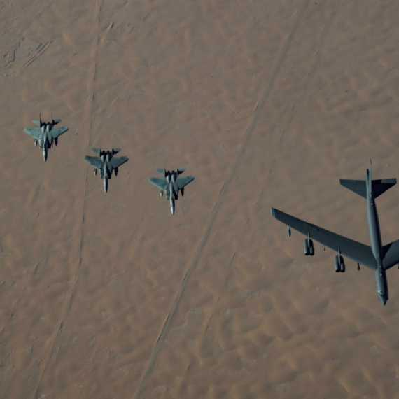 Smoke billows above military base; Number of injured U.S. soldiers rises – Five in critical condition PHOTO