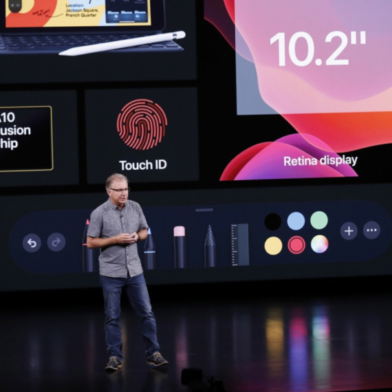 "iPhone ne ide nigde"