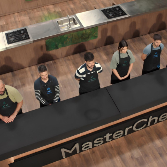 Njih troje je napravilo najbolje bureke i otišlo na balkon!