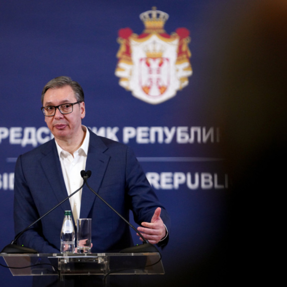 Jovanov ismejao N1 zbog Vučićevog gostovanja: "Vučić u tri čina" FOTO