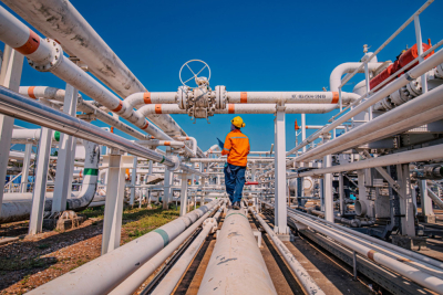 Slika za Energetski šok trese svet: Posle sedam godina kupili iransku naftu