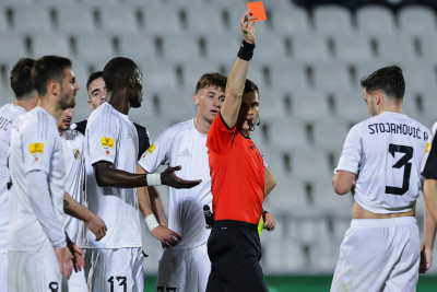 Slika za Partizan juri gol sa igračem više