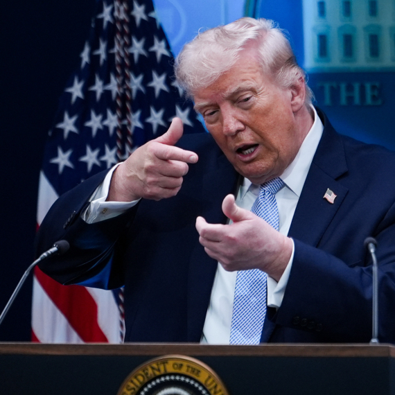 Trump's latest threat: Another warning, and the shooting starts!