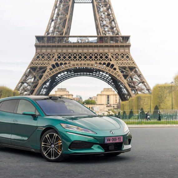 Mercedes mu je u startu pomogao, a sad ovaj kineski brend otima Nemcima kupce u Evropi FOTO