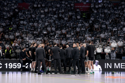 Slika za Suze i poraz Partizana na oproštaju od "Generala"