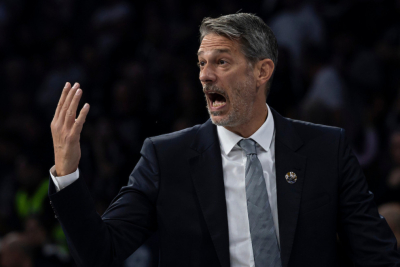 Slika za Dubai otpustio trenera?!