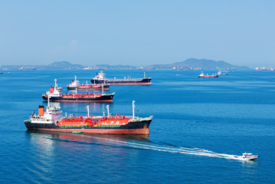 Slika za Da li će proći uspešno prvi tranzit kroz Ormuski moreuz?