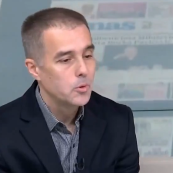 "Nadobudni i nesposobni": Blokader priznao zašto nema mesta optimizmu da će pobediti Vučića VIDEO
