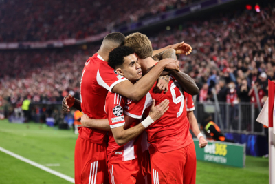 Slika za Atomski fudbal u Minhenu – Bajernu pripao spektakl, pričaće se o crvenom za Real!