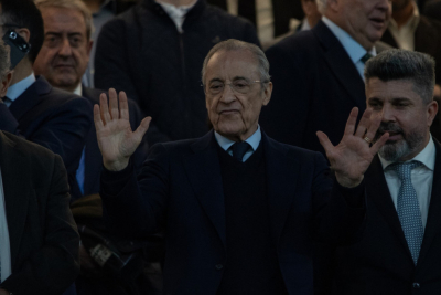 Slika za Haos u Realu posle ispadanja od Bajerna, Peres upao u svlačionicu: "Ti, izlazi napolje!"