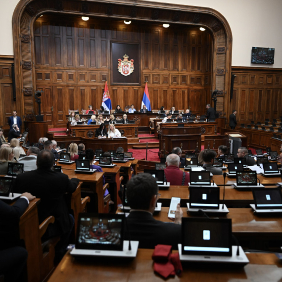 Nastavljeno zasedanje Narodne skupštine; Na dnevnom redu 40 tačaka