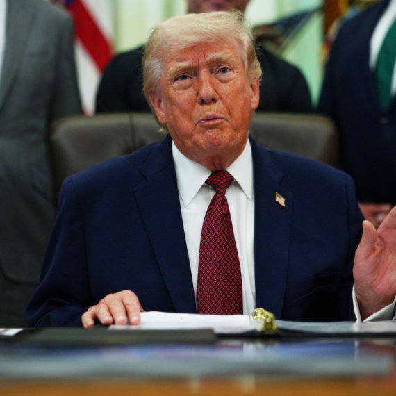 I oni okreću leđa Trampu