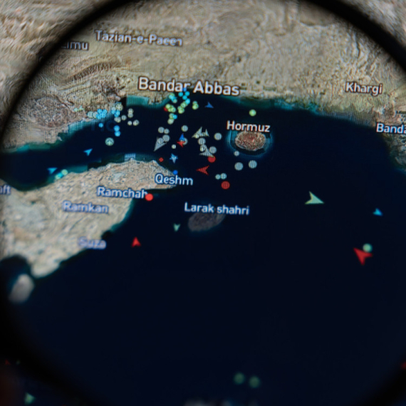 Šok u Ormuzu: Video iranskog napada na brodove je lažiran? VIDEO