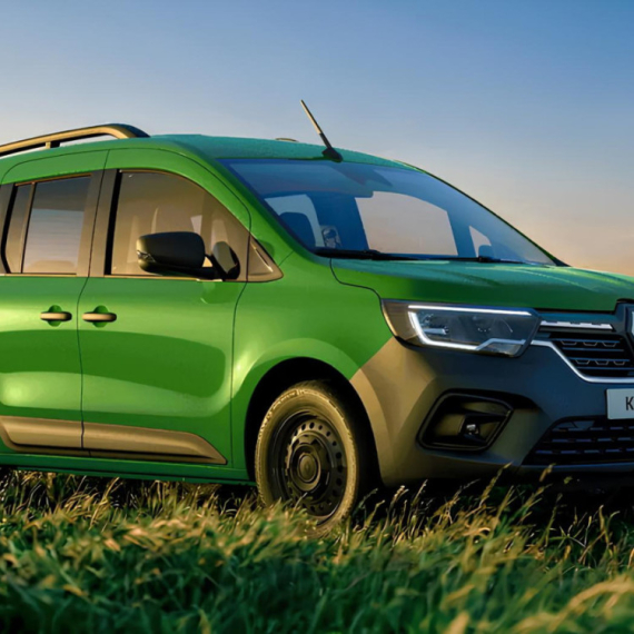 Francuski minivan osvaja Japan: Dolazi sa manuelnim menjačem i posebnim stilom FOTO